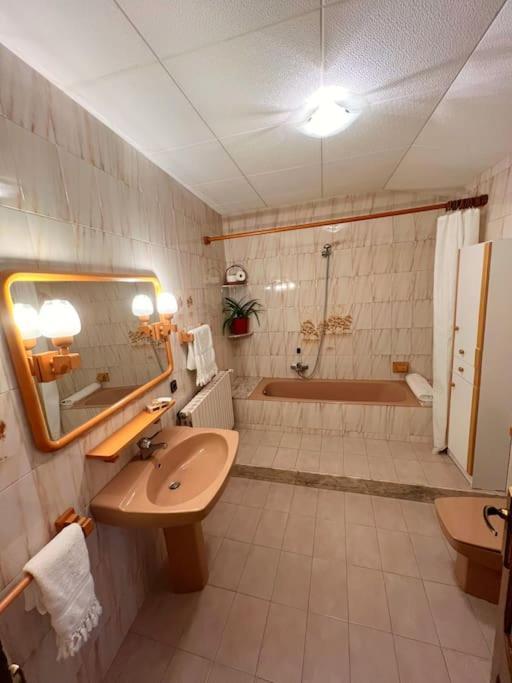 Casa Teto, Ideal Families I Grups Бот Экстерьер фото